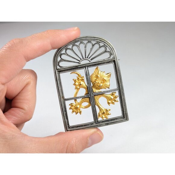 Vintage Jonette Jewelry cat in window brooch, funny costume jewelry, gift for - Picture 9 of 9